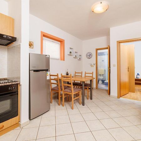Apartment Julija بوفايل المظهر الخارجي الصورة